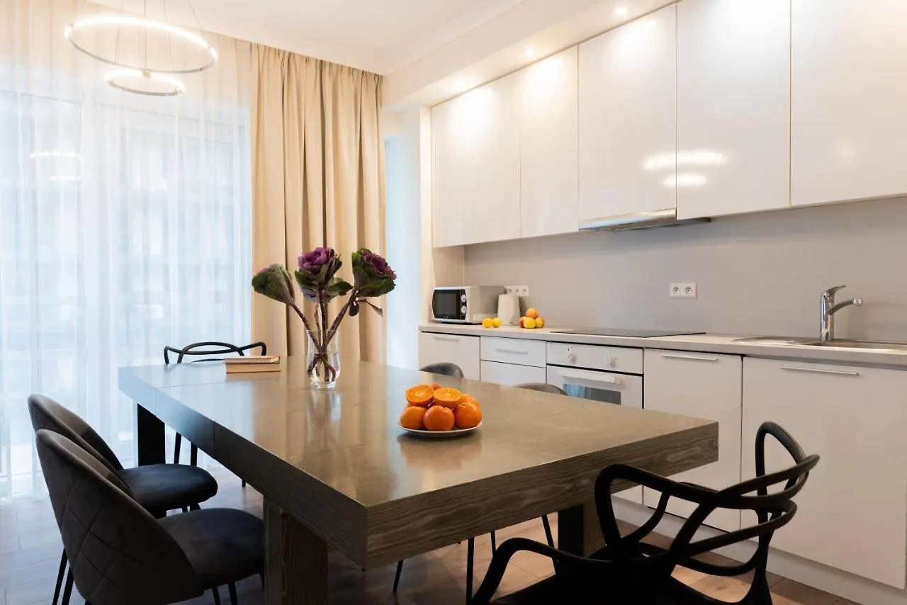 **** Aparthotel Platinum Towers E-Apartments Warschau Polen