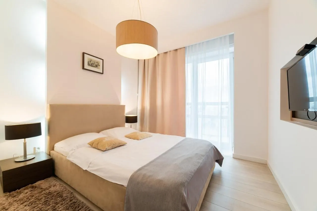Platinum Towers E-Apartments Warsaw 4*,
