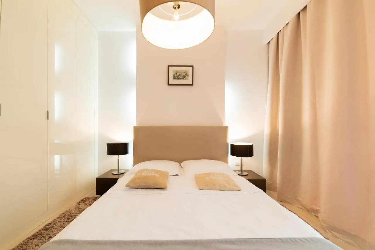 Platinum Towers E-Apartments Warsaw Poland