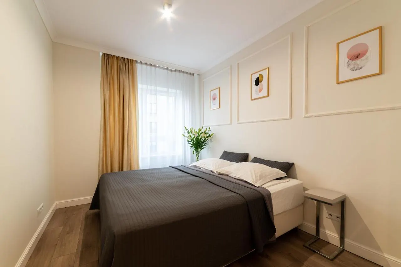 Platinum Towers E-Apartments Warsaw